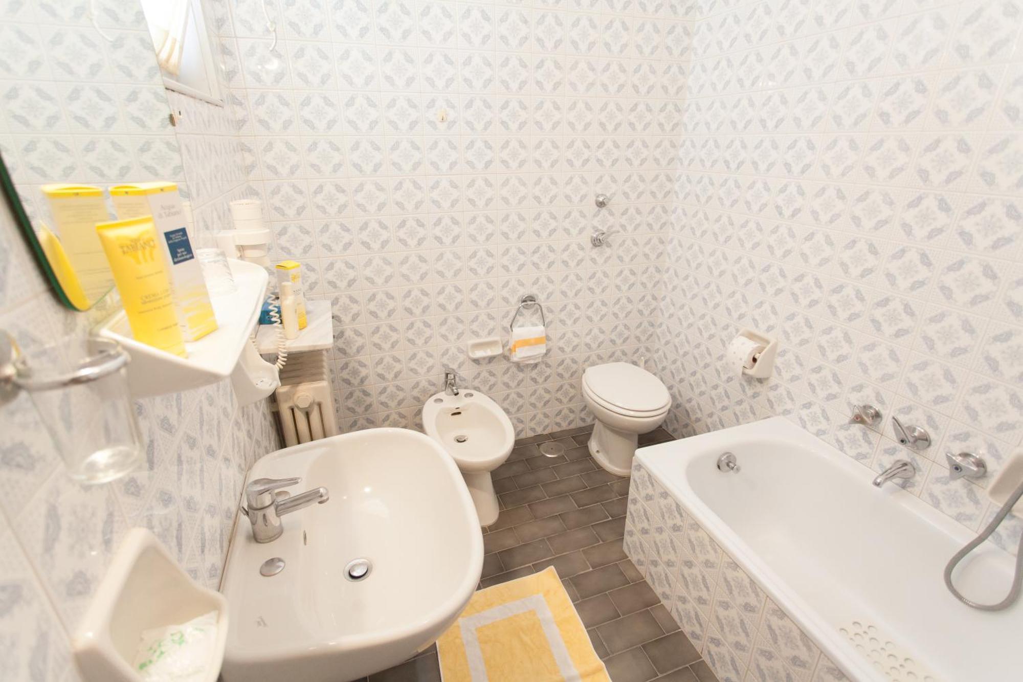 Hotel Quisisana Tabiano Terme Rum bild